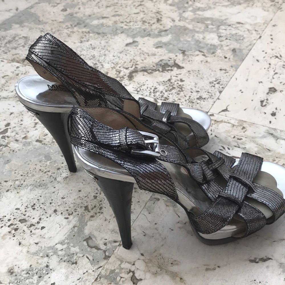 Shoes - Picture 3 of 5
